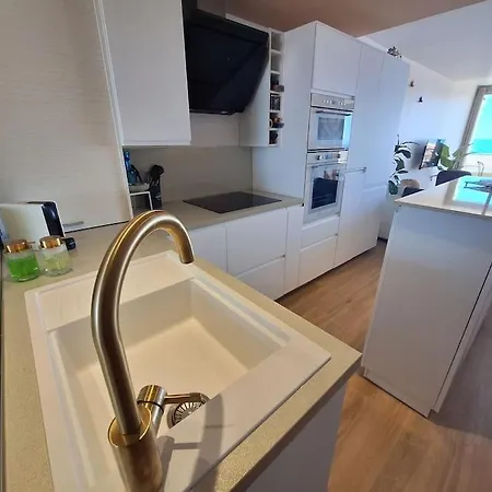 Le Duplex D'athena *