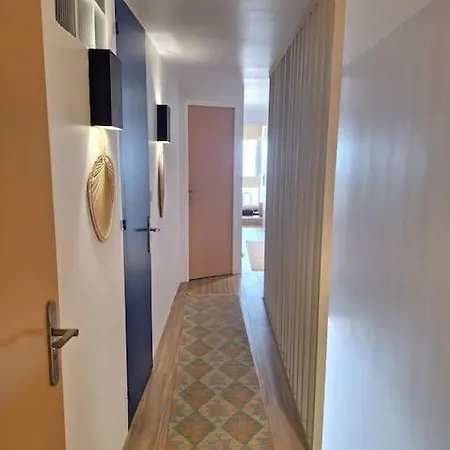 Le Duplex D'athena 아파트
